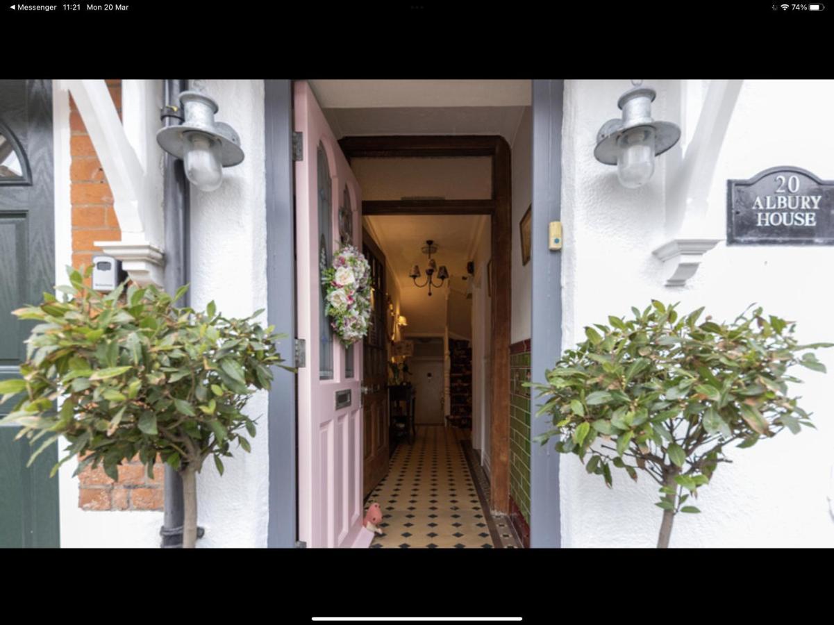 Albury House Bed & Breakfast Кромър Екстериор снимка