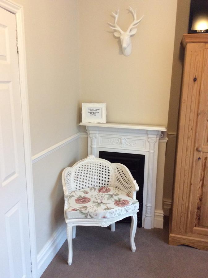 Albury House Bed & Breakfast Кромър Екстериор снимка